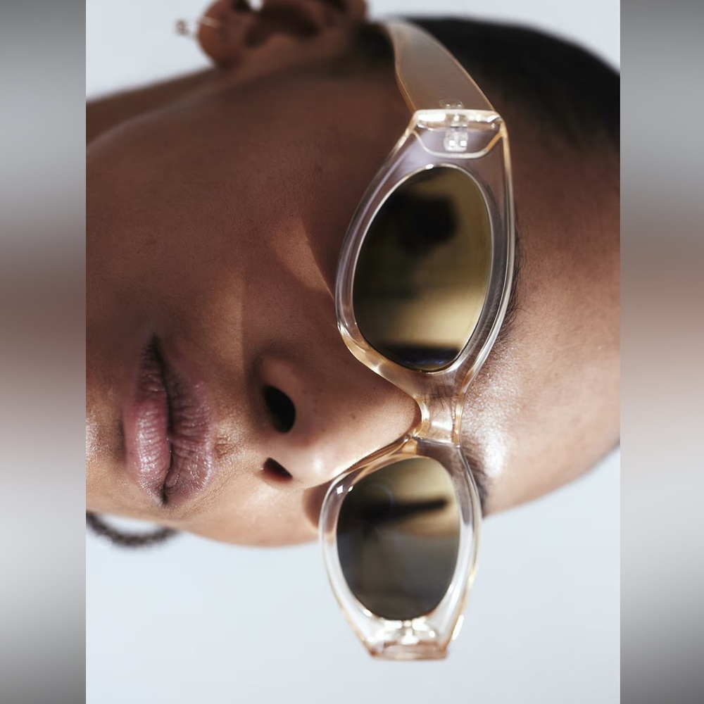 Oval Sunglasses - Picture 2 of 8